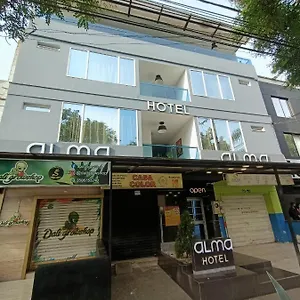 3* Hotel Aura